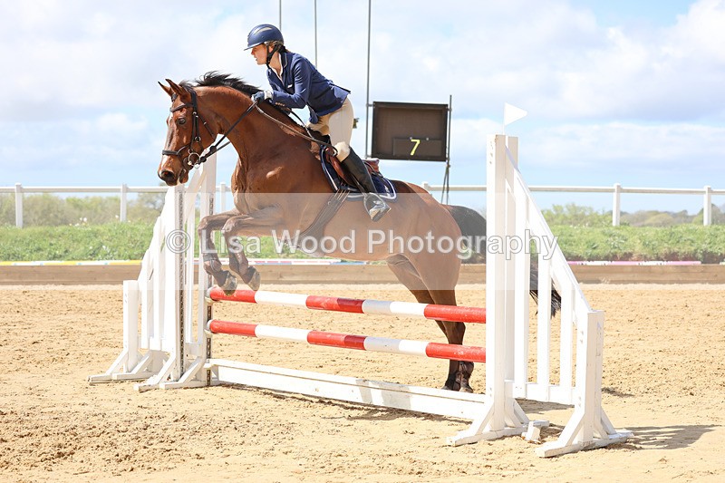 3E7A7536 - Class 9: 80cm Senior