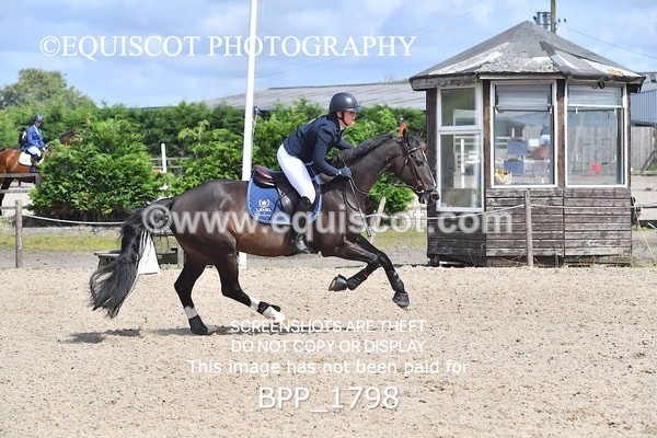 BPP_1798 - CLASS 7 SAT Senior Foxhunter/ 1.20m Open