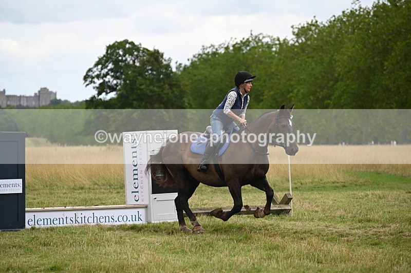 WJ6_4690 - Time at Jump 13:04 to 13:34