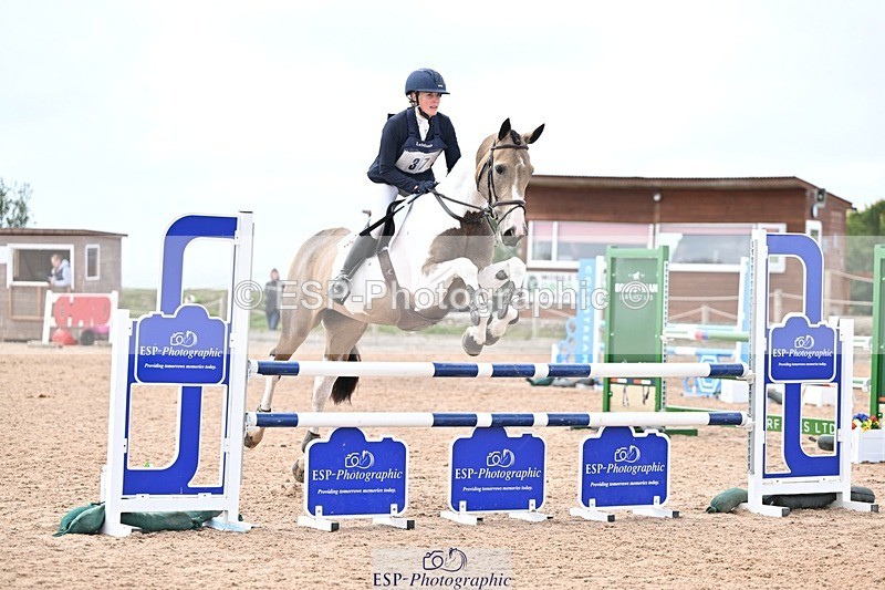 250831-122022-08208 - H-376-Chloe.Robinson