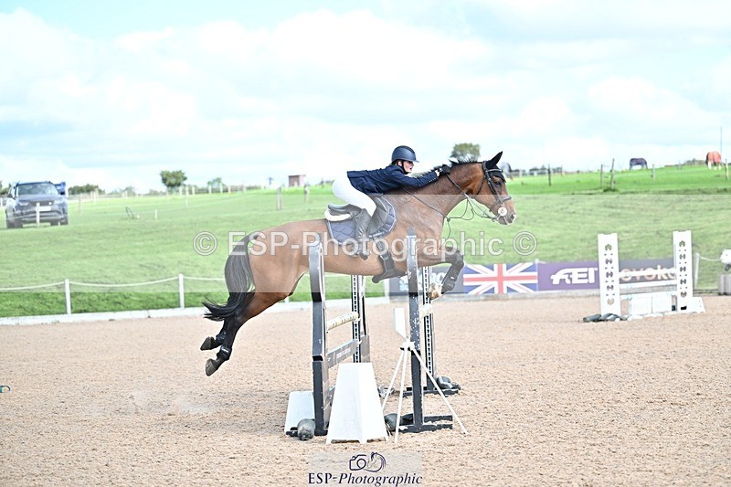 250924-122350-00237 - Cls 3 Snr 1.05m Open