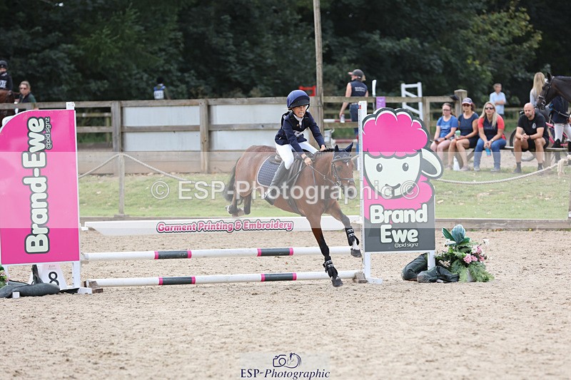 240823X-143219-18459 - 70cm R1 13.45 to 15.30