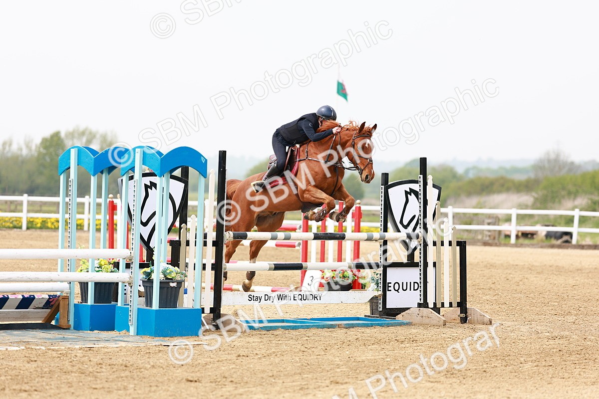  - Class 18 - Senior Newcomers - 1.10m