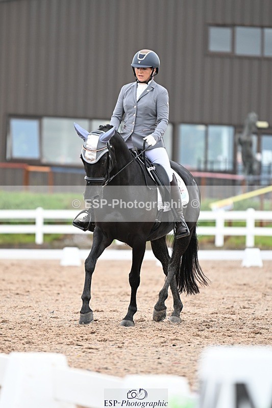 250907-120629-08212 - 011-Lee-Anne.PineMay.diamond