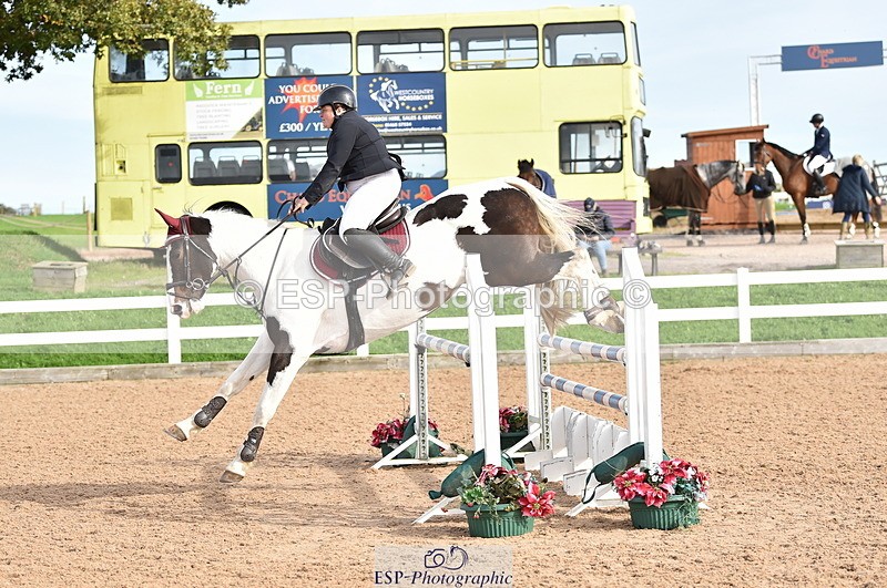 231015A-145332-08828 - Cls 26 1.05m Grand Prix