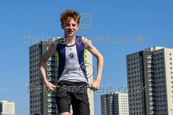 Age25SAT-916067 - Field Male