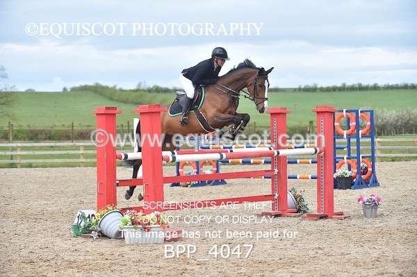 BPP_4047 - CLASS 4 Senior Newcomers/ 1.10m Open