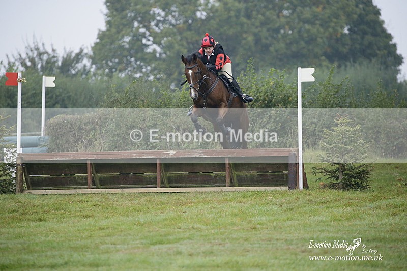 WWHT 171021 0098 - Novice Restricted (0.80m)  17/10/21
