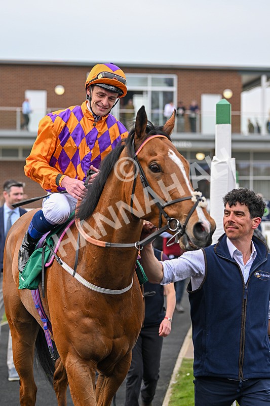 120425-Race 3-Paborus-1125 - Race 3