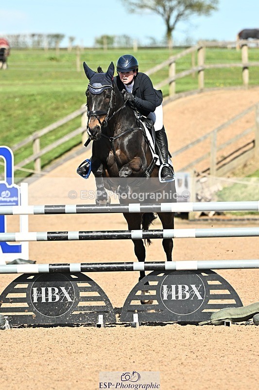 250416-154752-01828 - Cls 6 Foxhunter and 1.20m