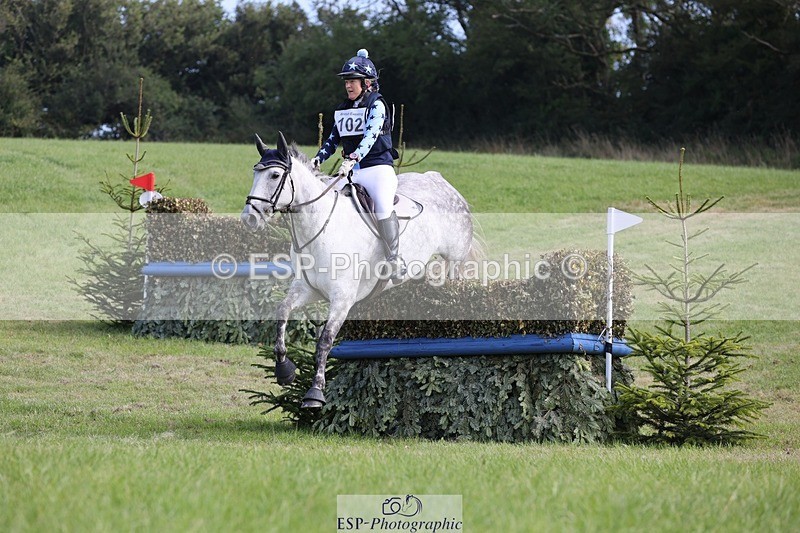 240831A-105113-00938 - 102-Kate.Darby-CLOROGUE.FLIGHT