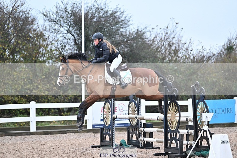 241127-094140-00055 - Cls 01A&B Brit Nov & 90cm Open