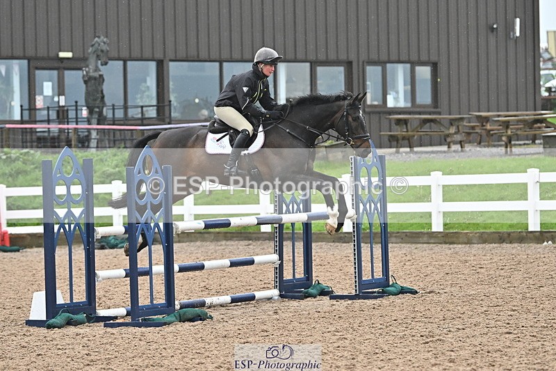 240501A-103006-00295 - Cls 5 Snr Discovery and 1m Open