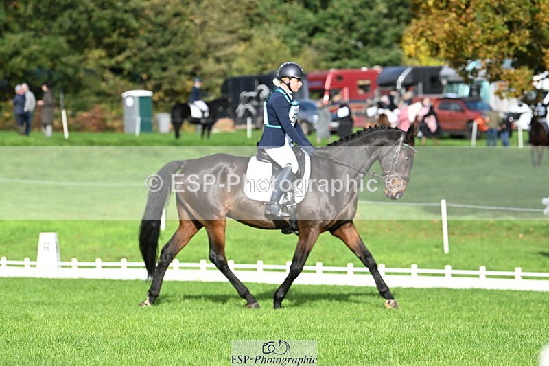 251023A-103240-02521 - G-507-Dominique.Kinnaird-Ainley