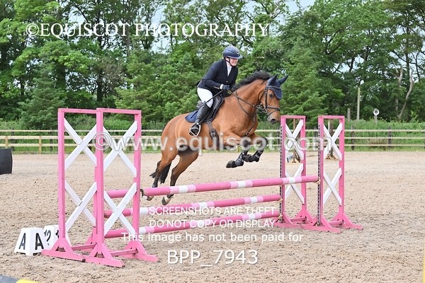 BPP_7943 - CLASS 9 SUN Club 80cms Open