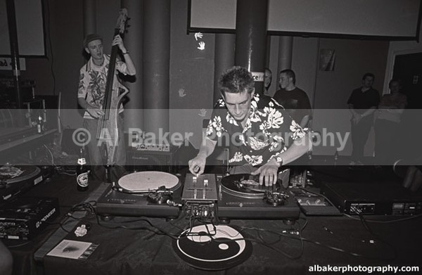 27 fingathing - Counter Culture @ Contact Futuresonic 10.06.00