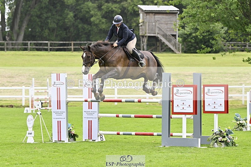 250613A-115629-00832 - Cls 2 Snr 1.15m Members Cup