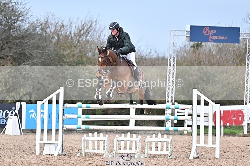 251126-134513-00625 - Cls 5 Foxhunter and 1.20m