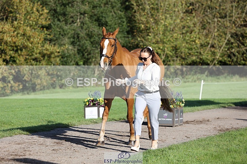 241027-092041-15217 - 405-Lucy.Strong-ON.PLANET.MARS