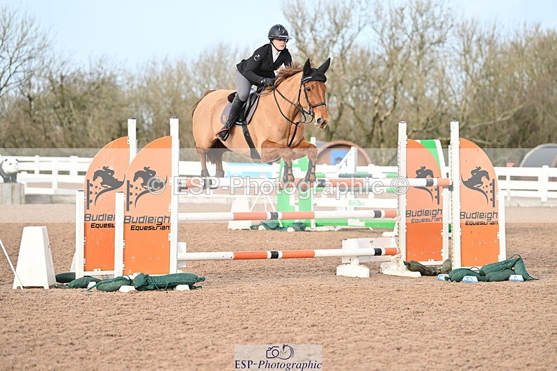 231209A-132026-01886 - Cls 13 Foxhunter & 1.20m Open