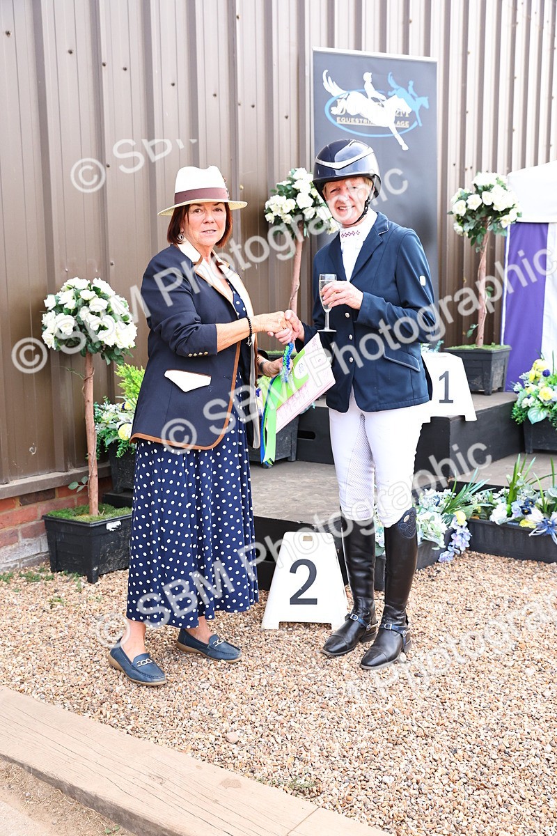 SBM_003974 - Presentations - cart