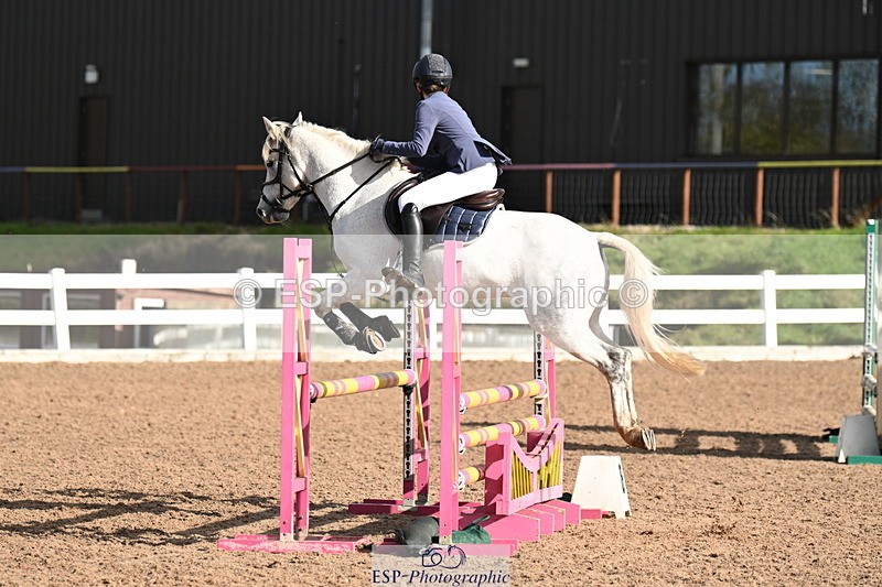 241026A-114418-00769 - SAT Cls 8 Pony Discovery and 90cm Open