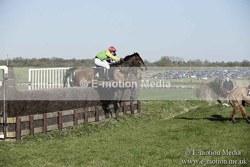 PtP 250317 397 - V.W.H. Hunt Point-to-Point Siddington 25/03/17