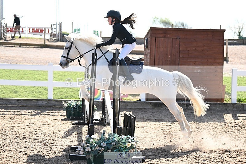 250504-093718-01686 - Cls 13+14 Club and Schools 60cm