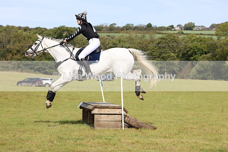3E7A6466 - Class 1: Trebudannon Open: Pheasant Feeder