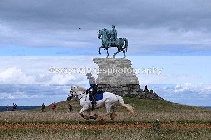 DSC_8752 - Time at Statue 14:33 to 15:10