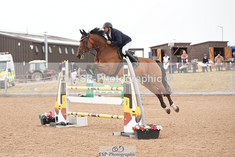 260730-121212-01901 - Cls 2 Foxhunter