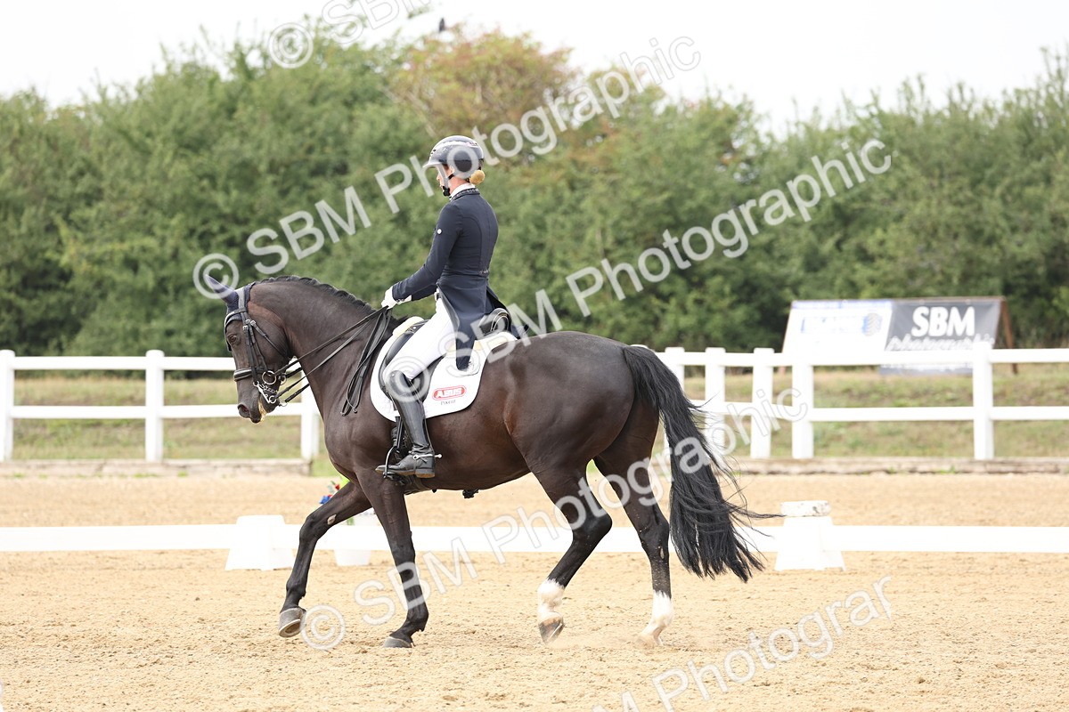 SBM_008209 - Class 10 - FEI INT I - 16.10-16.50