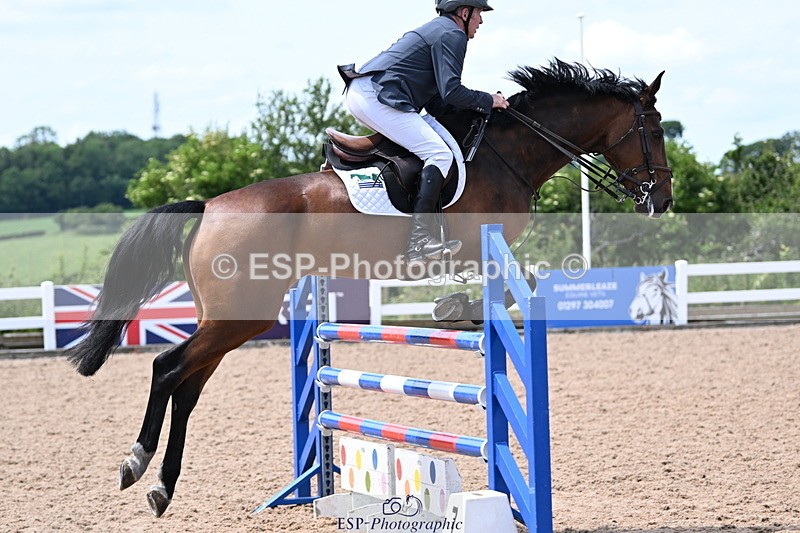 240619A-140625-00402 - Cls 4 Snr Newcomers and 1.10m Open