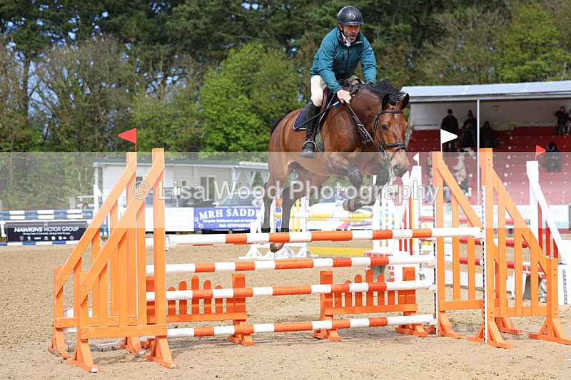 3E7A1732 - Class 7: Senior Newcomers/1.10m open