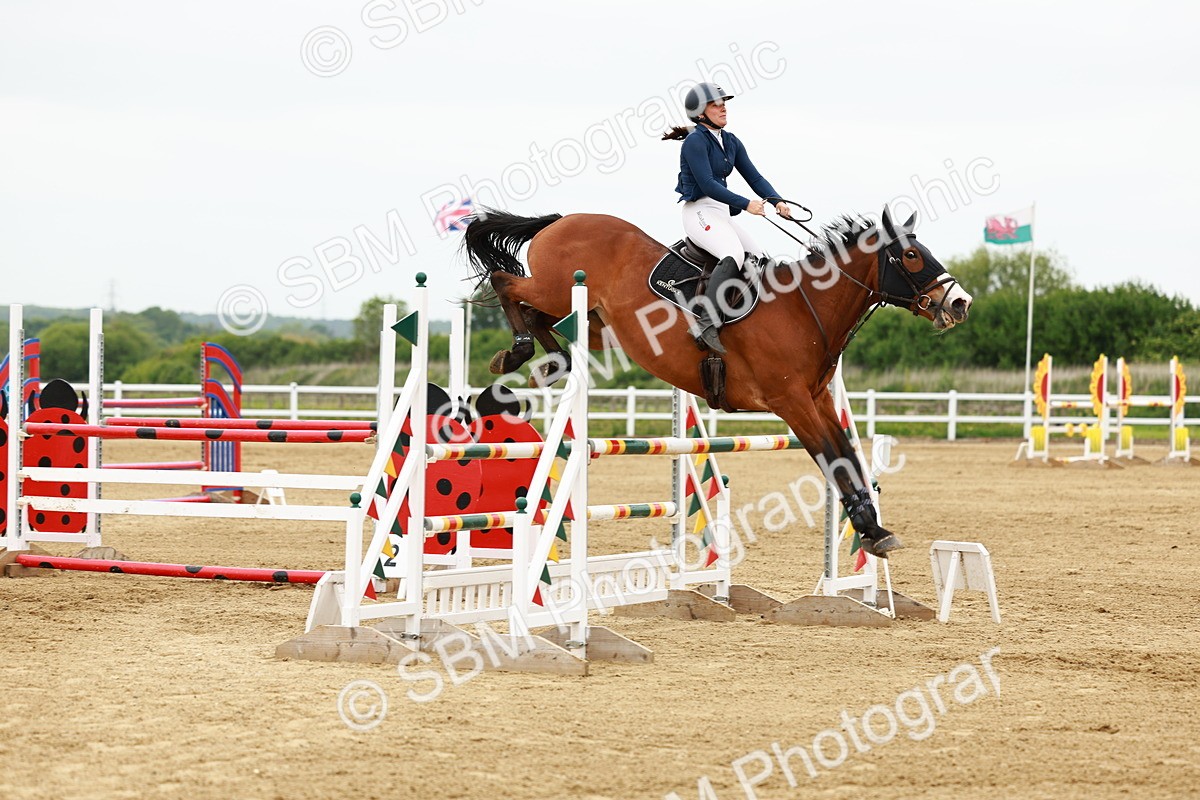 SBM_001030 - Class 5 - Senior Foxhunters - 1.20m