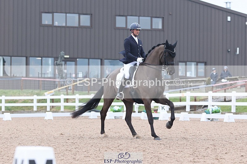 250216-133012-05858 - 127-Jezz.Palmer-Toddington.Debut