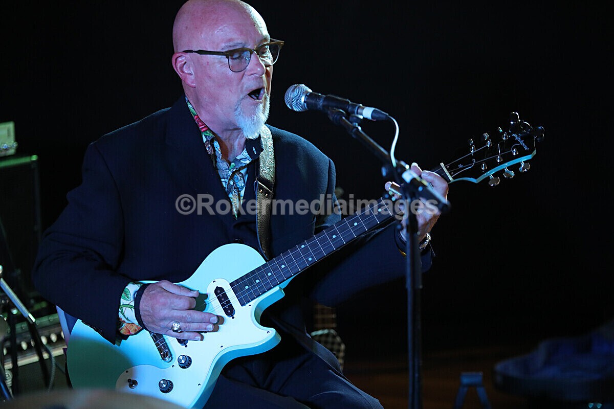 FOLK N BLUES-416 - FOLK and BLUES SEPT 2022