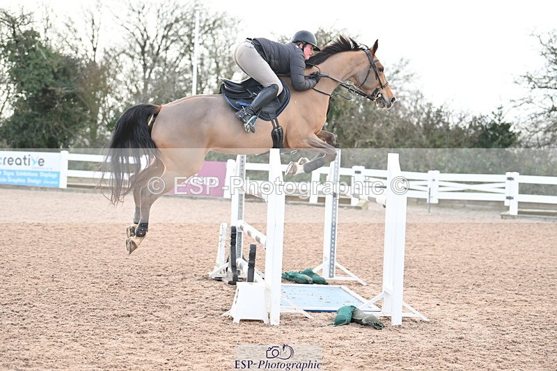 231209A-131549-01866 - Cls 13 Foxhunter & 1.20m Open