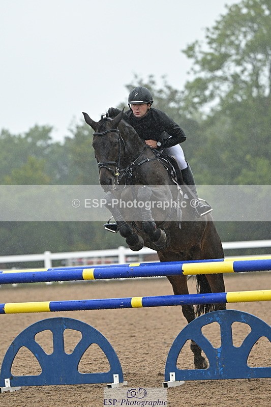 240925A-141424-01085 - Cls 5 Foxhunter and 1.20m Open