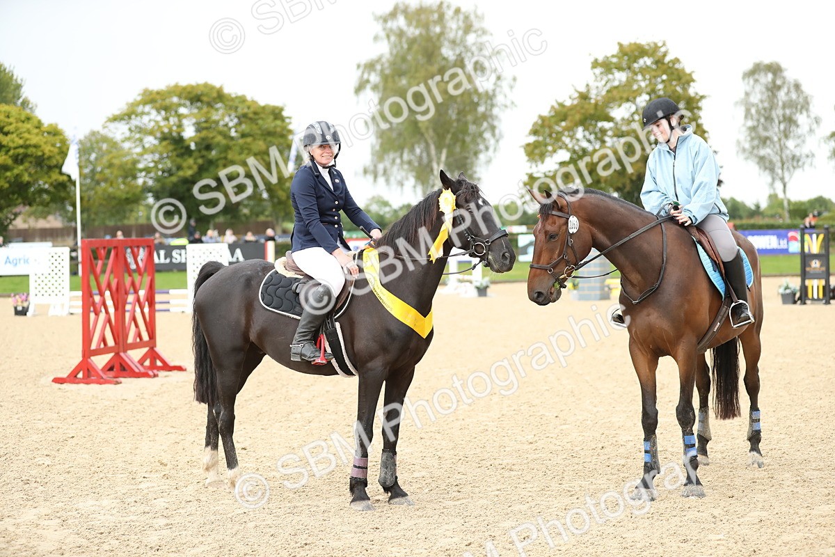 SBM_01030 - J27 - Senior Horse & Pony 50cm Championships