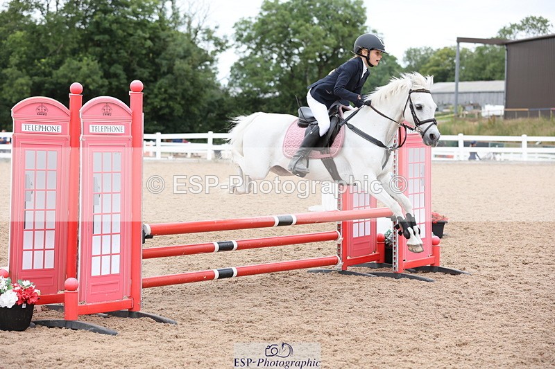 240630A-181232-16339 - Cls 28 Stepping Stones 128cm + 138cm