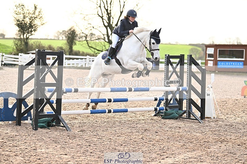 241206-100203-00148 - Cls 2 British Novice and 90cm Open