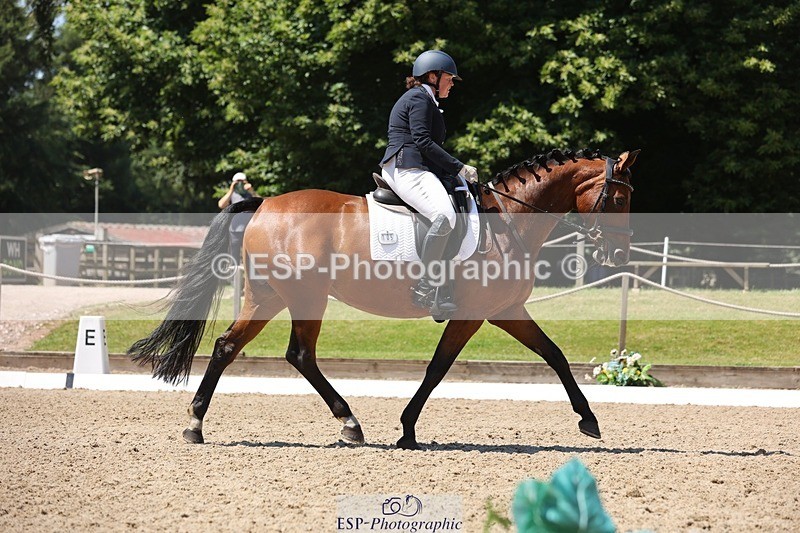 240719-124227-01781 - 105-Carly_Moore-Taylors_Park_De'_Debutant