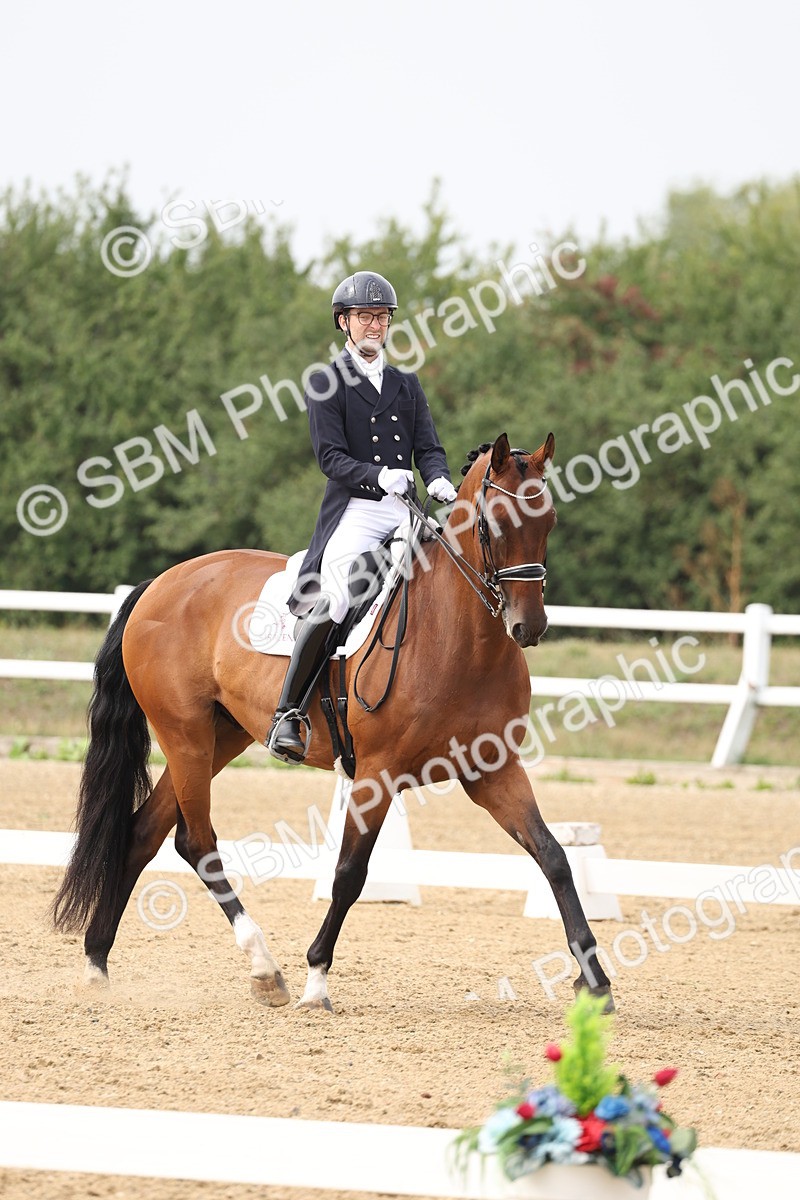 SBM_008263 - Class 10 - FEI INT I - 16.10-16.50