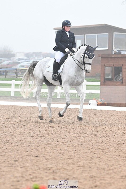 240217A-120852-02543 - 179-Sophie.Gregory-Lady.Lucydale