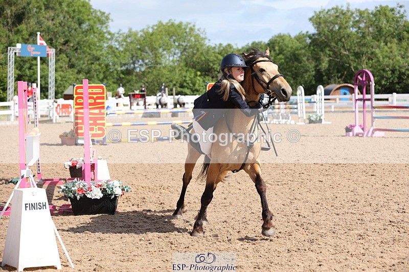 240629A-094052-03782 - Cls 17 Discovery and 90cm Open