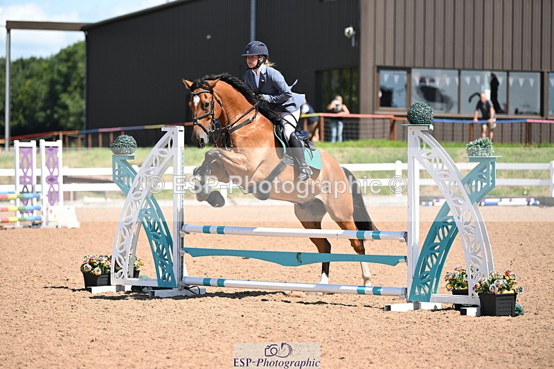 240728A-121234-08464 - Cls 32 85cm Amateur Qualifier