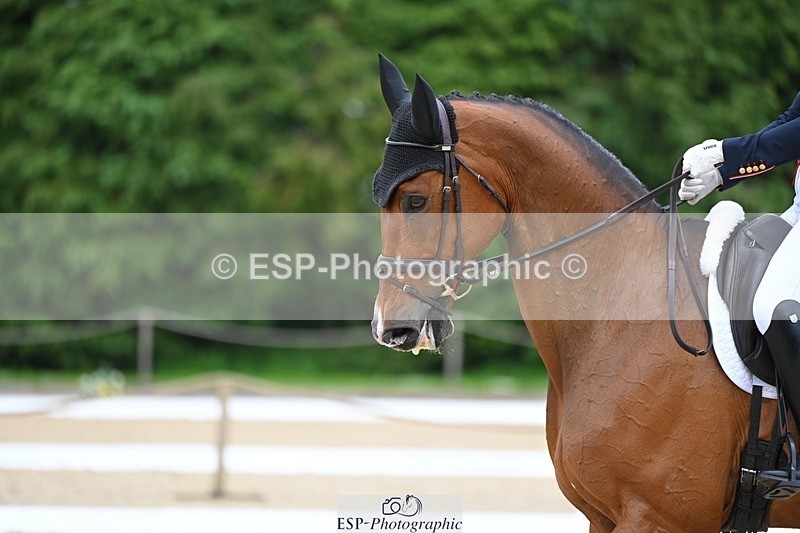 240524-113952-08973 - 520-LONDON_52-Laura_Collett