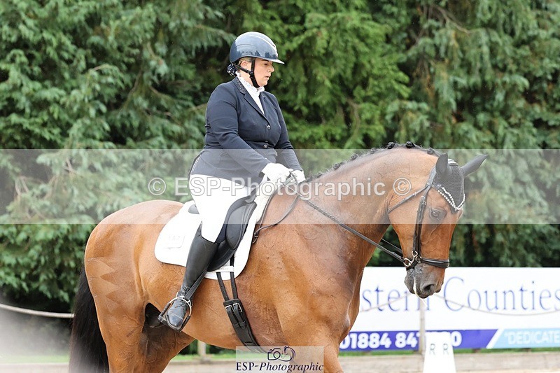 240810-153329-04062 - 197-Katherine.Carne-Calcourt.Romancier