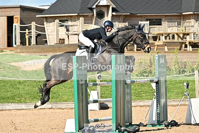 250416-154805-01832 - Cls 6 Foxhunter and 1.20m